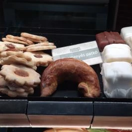 Lipóti Pékség & Kávézó - Lurdy Ház Budapest - Étel/ital