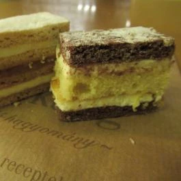 Lipóti Pékség & Kávézó - Népliget Budapest - Étel/ital