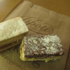 Lipóti Pékség & Kávézó - Népliget Budapest - Étel/ital