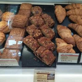 Lipóti Pékség & Kávézó - Mester utca Budapest - Étel/ital