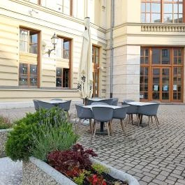 Liszt Café Sopron - Külső kép