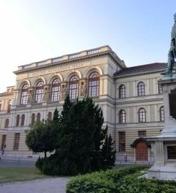 Liszt Ferenc Konferencia és Kulturális Központ