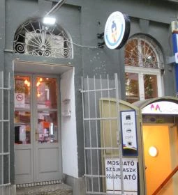 Little Geisha Can Cook