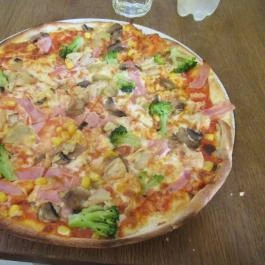 Local Korner - Semmelweis utca Budapest - Étel/ital