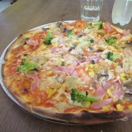 Local Korner - Semmelweis utca Budapest - Étel/ital