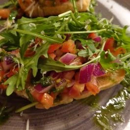 Lokalista Bistro Miskolc - Étel/ital