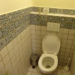 Lokalista Bistro Miskolc - Mosdó