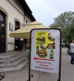 Lokomotív Bistro