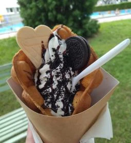 Lokomotive Mozgóbüfé