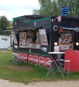 Lokomotive Mozgóbüfé