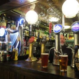 London Stone Pub, Budapest - Étel/ital