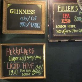 London Stone Pub, Budapest - Belső