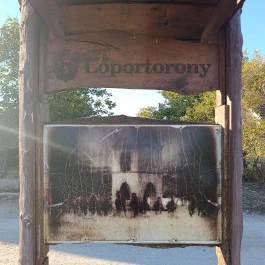 Lőportorony Csákvár - Külső kép
