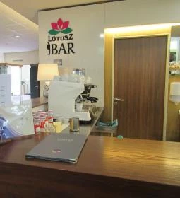 Lótusz Bár