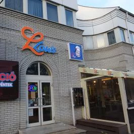 Louis Gyorsétterem & Burger Bar - Budagyöngye Bevásárlóközpont Budapest - Külső kép