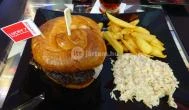 Lucky 7 Burgers & More Budapest - Étel/ital
