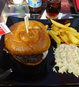 Lucky 7 Burgers & More