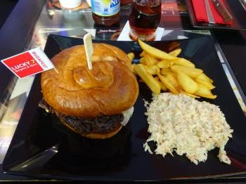 Lucky 7 Burgers & More Budapest
