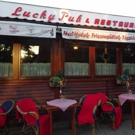 Lucky Pub, Siófok - Külső kép