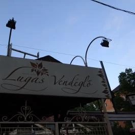 Lugas Vendéglő Budapest - Külső kép