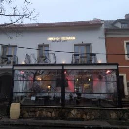 Lujza & Koriander Vác - Külső kép