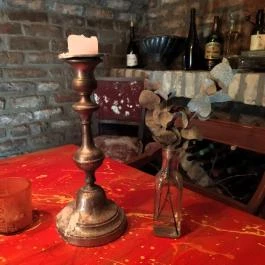 Lusta Páva Borbár és Pince Monor - Belső