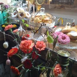 Lusta Páva Borbár és Pince Monor - Étel/ital