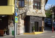 M10 - Mészárostíz Étterem & Kávézó Budapest