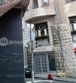 M10 - Mészárostíz Étterem & Kávézó