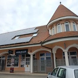 M5Burger Lajosmizse - Külső kép