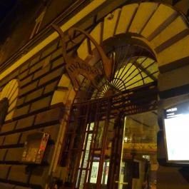 Macska Budapest - Külső kép