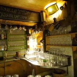 Macska Budapest - Belső