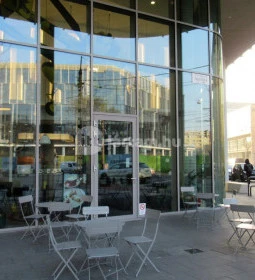 Mad Dog Coffee - Hangár