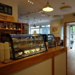 Madal Cafe - Alkotmány utca Budapest - Belső