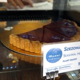 Madal Cafe - Alkotmány utca Budapest - Étel/ital