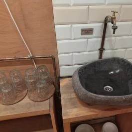 Madal Cafe - Alkotmány utca Budapest - Mosdó