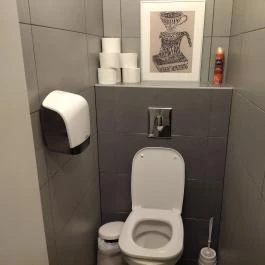 Madal Cafe - Alkotmány utca Budapest - Mosdó