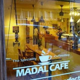 Madal Cafe - Hollán Ernő utca, Budapest - Külső kép