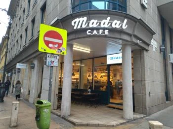 Madal Cafe - Specialty Coffee Shop - Király Budapest