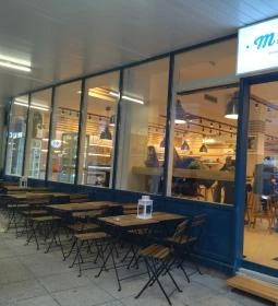 Madal Cafe - Specialty Coffee Shop - Király