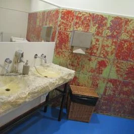 Madhouse Budapest - Egyéb