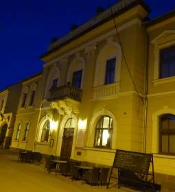 Mádi Kúria Hotel & Étterem