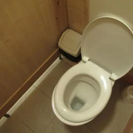 Magas-hegyi Büfé, Sátoraljaújhely - Mosdó