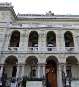 Magház Étterem & Teaház