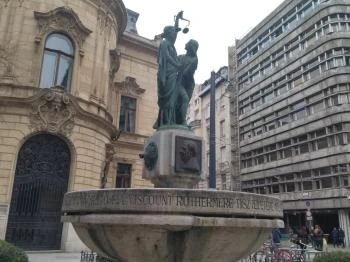Magyar Igazság kútja Budapest