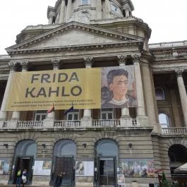 Magyar Nemzeti Galéria Kávézója Budapest - Külső kép