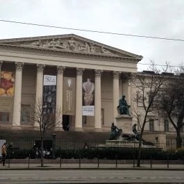 Magyar Nemzeti Múzeum Budapest - Külső kép