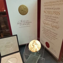 Magyar Tudományos Akadémia Művészeti Gyűjtemény, Budapest - Belső