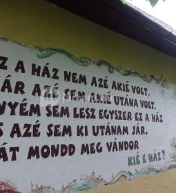 Magyarországi Kalcitkristályok Színes Világa