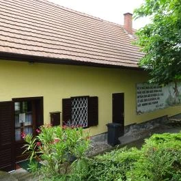 Magyarországi Kalcitkristályok Színes Világa, Fertőrákos - 